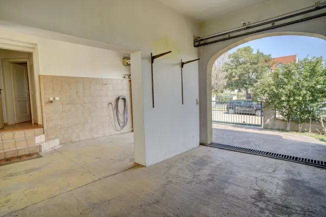 Garage innen