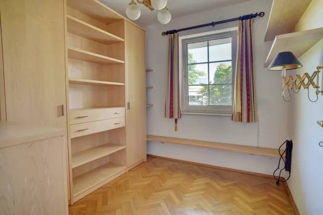 Zimmer 1 EG