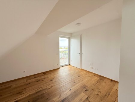 Lemböckgasse Dachgeschosswohnung zzgl. Terrasse 14,88m² nähe U-Bahnlinie Perfekterstraße!