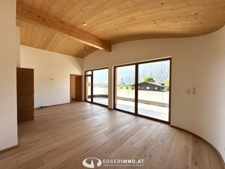 5730 Mittersill : Neue Terrassenwohnung ! 4 Zimmerwohnung 92,33m² ! Terrasse 28 m² ! Massivholzbau ! sonnig !