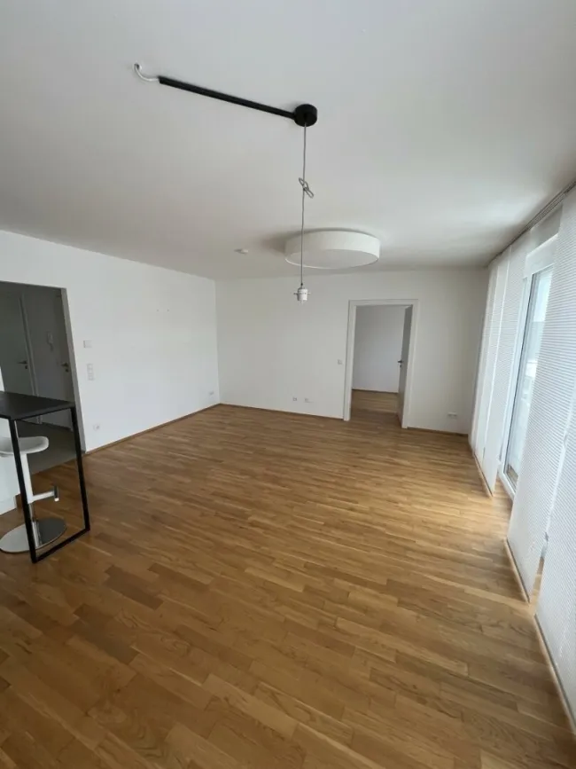 Traumhafte Gartenwohnung mit 127 m² Eigengarten, 30 m² Terrasse & 2 TG-Plätzen, perfekte Lage nähe Hilmteich, LKH, UNI - schnell Termin vereinbaren - Bild