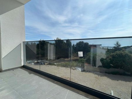 Moderne Neubauwohnung mit traumhaftem Meerblick in Ližnjan, Istrien