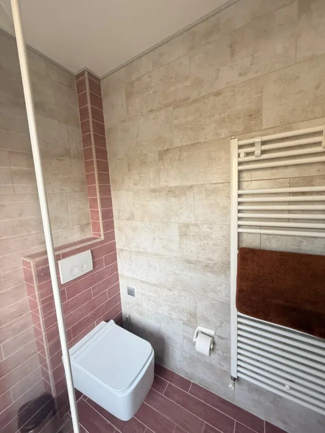 Attraktives Rendite-Zinshaus in Medulin, 312m², 9 Zimmer, Garten, Garage, 4 Terrassen! - Bild