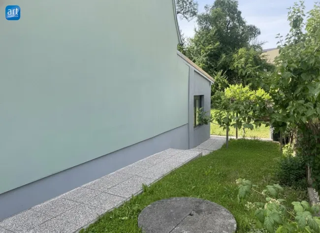 Charmantes Wohnhaus möbliert, Koffer packen und einziehen! - Bild
