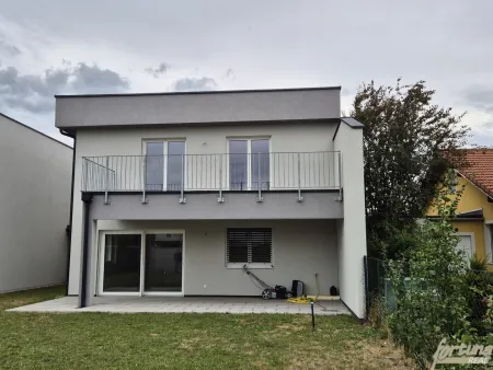 Modernes Erstbezug-Haus in Wipfing - Provisionsfrei für den Käufer!