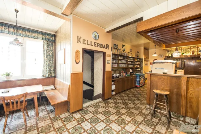 Abgang Kellerbar