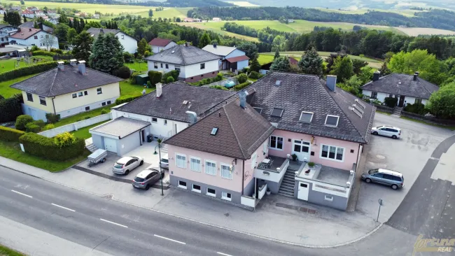Gebäude