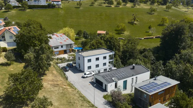 Attraktives Mehrfamilienhaus als Kapitalanlage mit Eigennutzungspotenzial in Fraxern - Bild