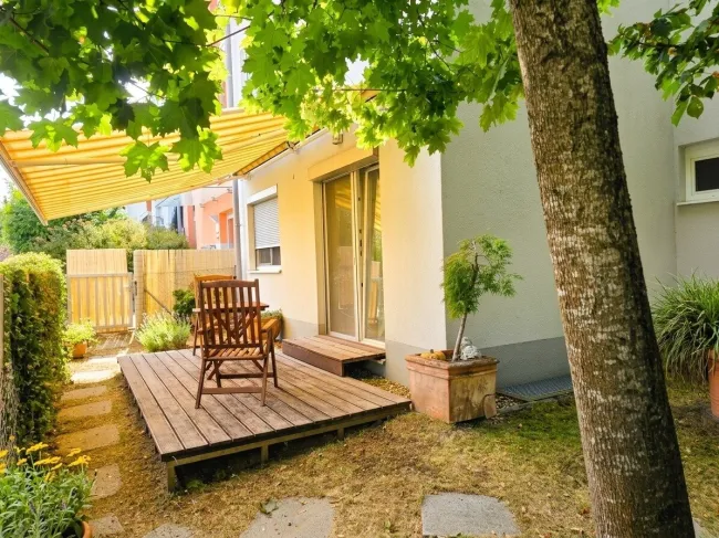 Zweite Terrasse Seite Südost