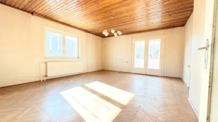 OG - Wohn-  Arbeitszimmer mit Balkonausgang