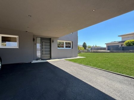 Hochwertiges Einfamilienhaus – 180 m² Wohnkomfort & Panoramablick