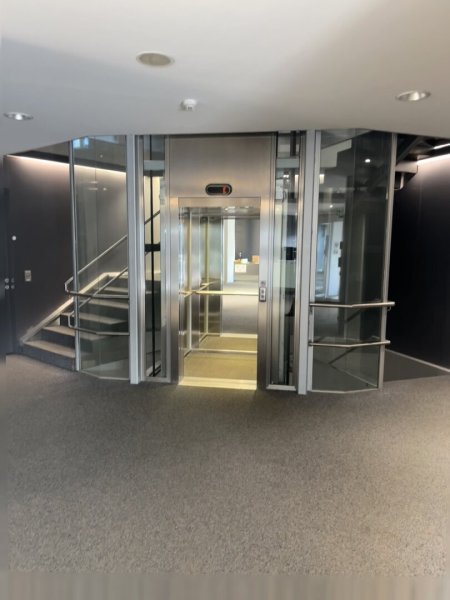 Attraktives Büro in Attnang-Puchheim 36 m2 – gepflegt, zentral und mit Stellplätzen!