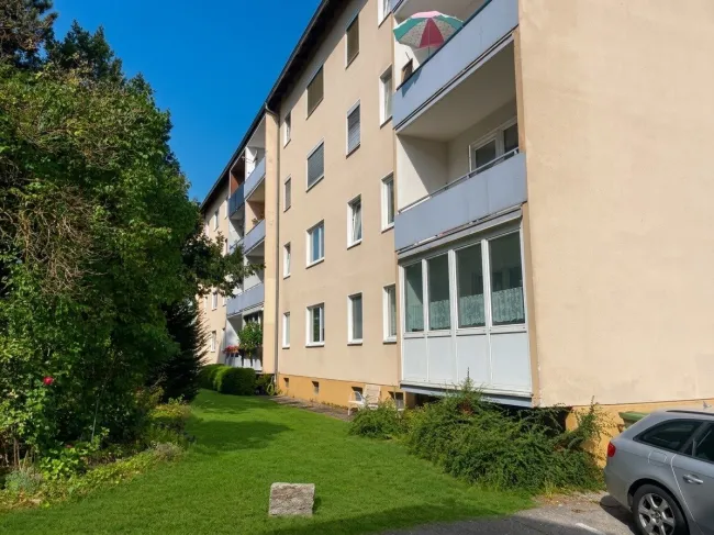 Gepflegte 4-Zimmer-Eigentumswohnung in zentraler Lage von Vöcklabruck - Bild