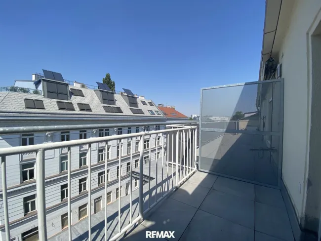Dachgeschoß-Wohnung mit Terrasse nahe U4/S-Bahn, Wertheimsteinpark und Donaukanal - Titelbild