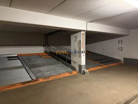 Tiefgaragenstellplatz nähe Elterleinplatz