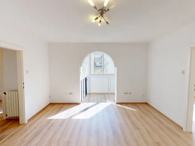 PROVISIONSFREI | Großzügige Maisonette mit 118 m² | 5,5 Zimmer | 2 Loggien | Südseitig - Titelbild
