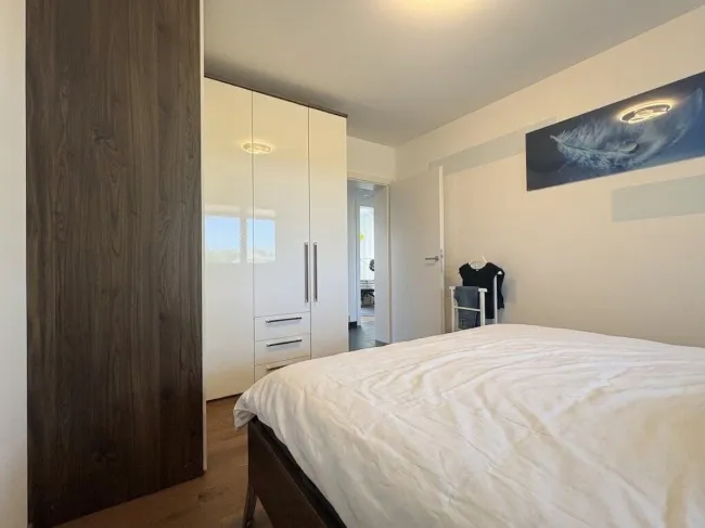Schlafzimmer 1