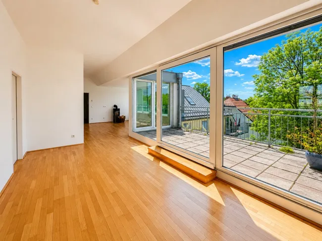 ***3-Zimmer-DG-Neubauwohnung mit Terrasse & Stellplatz nahe Schloss Hetzendorf*** - Titelbild