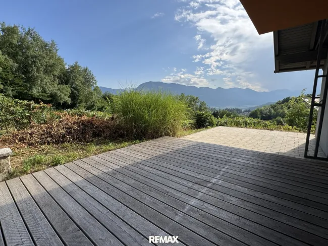 Terrasse unten