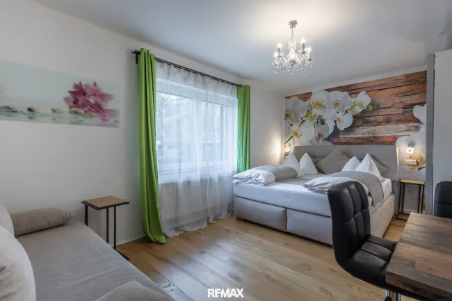Zimmer 2 EG
