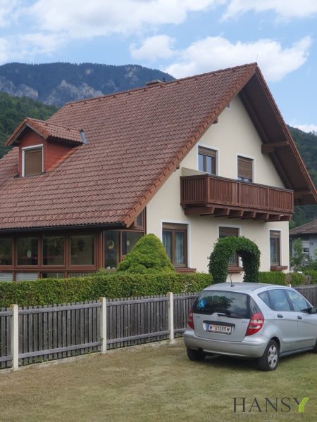 Charmantes Landhaus in Reichenau a.d. Rax, 5 Zi., Garten, 2 Garagen, 440.000 €