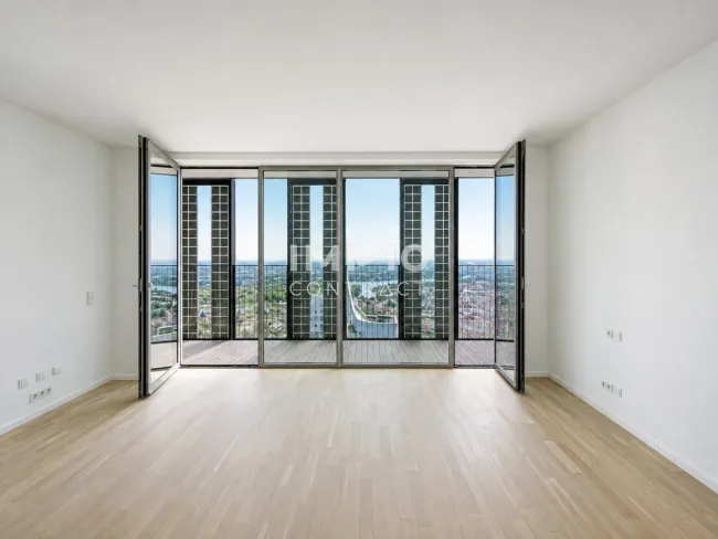 Mehr Wien passt nicht in ein Fenster: DC2 Tower - 38. Etage - Titelbild