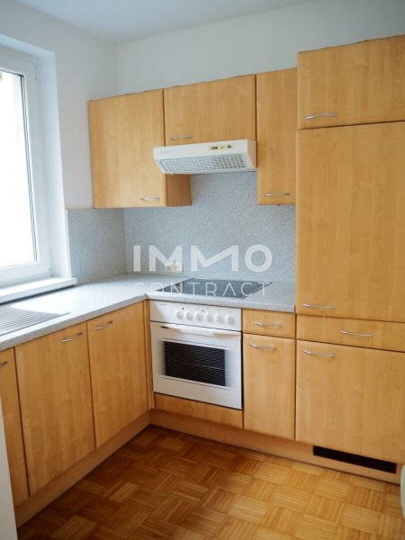 Schöne 2-Zimmer Wohnung mit Loggia im Zentrum nähe Landstraße - Marienstraße 12