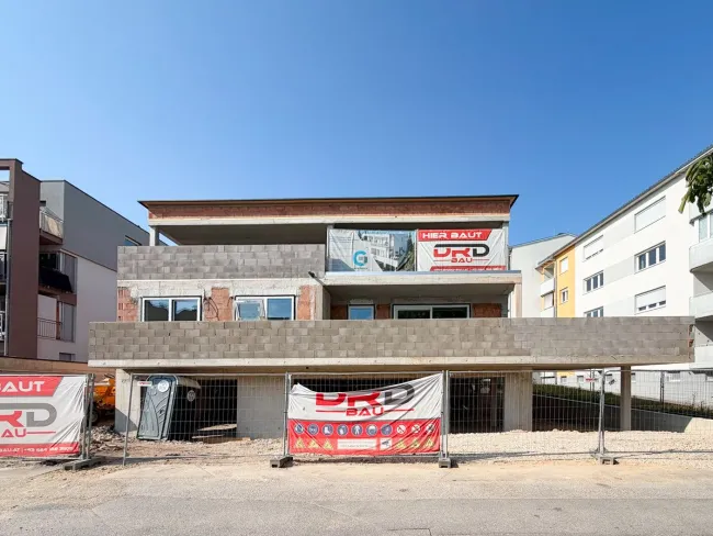 PROVISIONSFREI: Neubau-Erstbezug in Steyr: 3-Zimmer-Wohnung mit Terrasse NUR MEHR 1 EINHEIT FREI - Titelbild