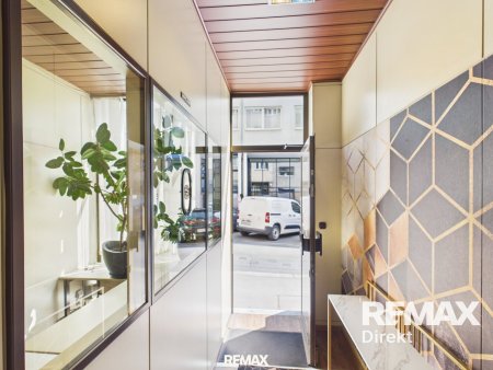 Repräsentatives 3-Zimmer-Büro bzw. Praxis im EG – Top Lage in 1080 Wien!