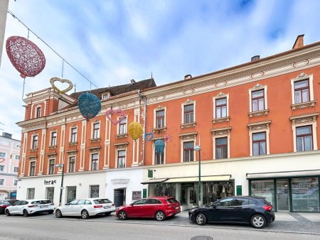Historisches Zinshaus in Top-Lage am Stadtplatz Wels mit 10 Einheiten zu kaufen