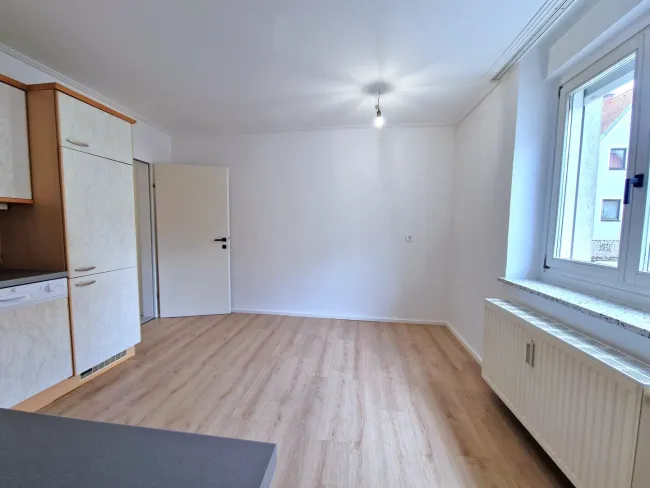 Küche mit Platz für Essbereich, ca. 13,8 m²