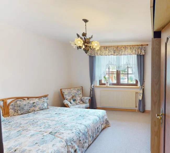 Schlafzimmer 2