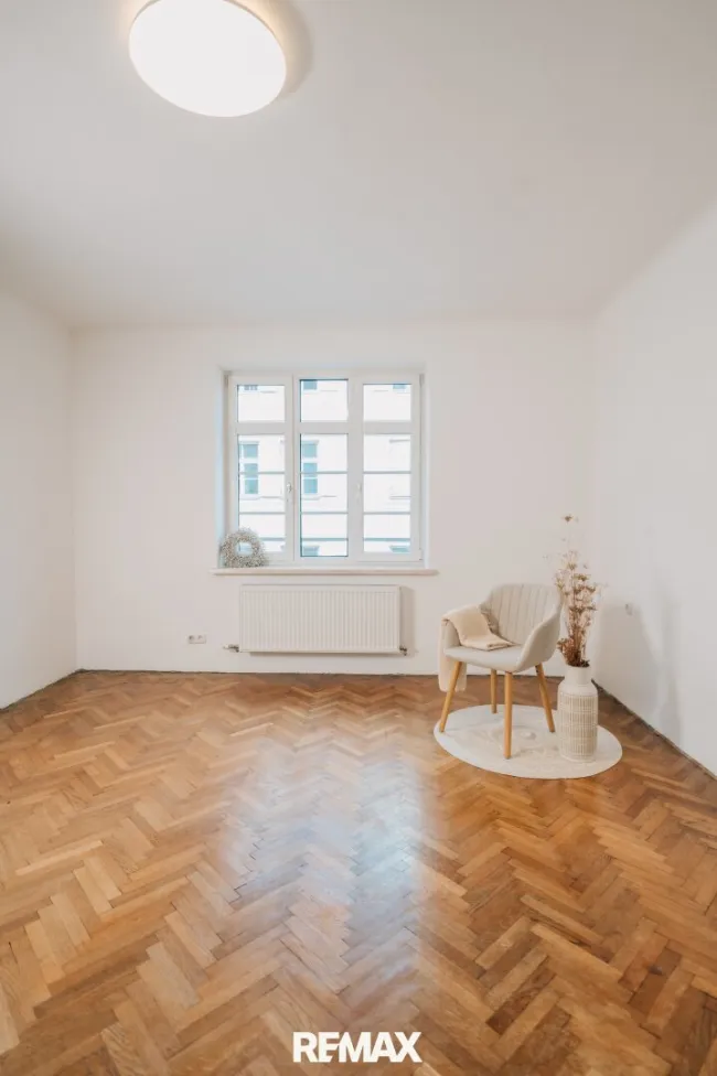 Schlafzimmer 1