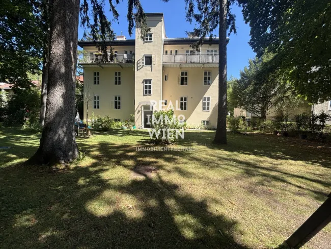 Charmante 3-Zimmer-Altbauwohnung mit Veranda und Gemeinschaftsgarten - Titelbild
