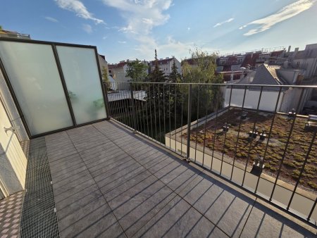 TERRASSENWOHNUNG - RUHELAGE - 2 Zimmer - IHR NEUES ZUHAUSE!!