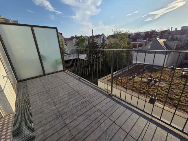 TERRASSENWOHNUNG - RUHELAGE - 2 Zimmer - IHR NEUES ZUHAUSE!! - Bild