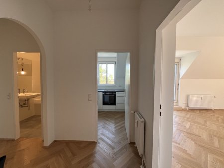Erstbezug nach Renovierung! lichtdurchflutete 2- Zimmer Terrassenwohnung in Grinzing!