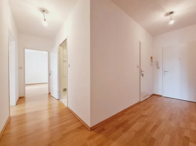 Vorraum / Zimmer / Badezimmer
