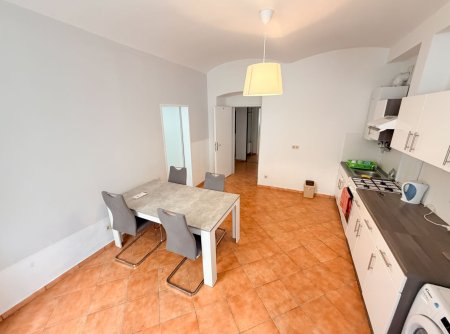 Büro / Ordination / Arbeiterquartier im Erdgeschoss mit Terrasse und Garten! Habichergasse Nähe Thaliastraße!