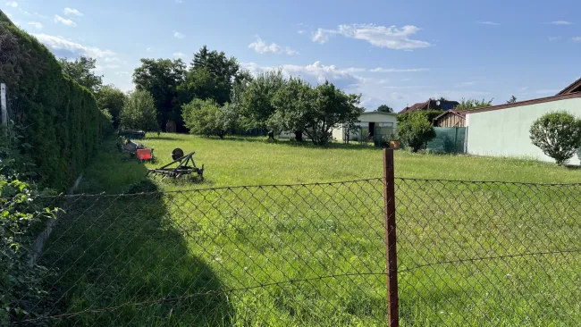 IHR PERFEKTER PLATZ FÜRS EIGENHEIM: 1267m² IN TOP-RUHELAGE IN KOTTINGBRUNN - Titelbild