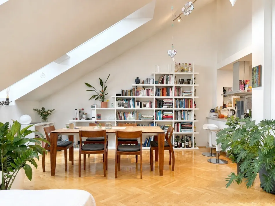 Dachgeschoss-Maisonette mit 2 Terrassen in bester Lage - Titelbild
