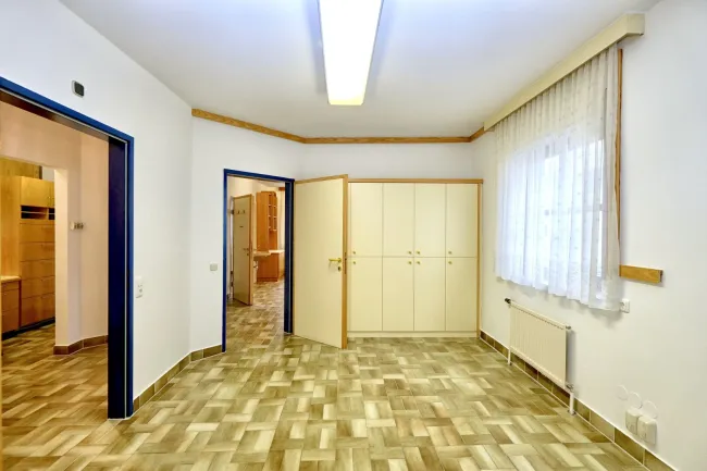Bestens aufgeteilte(s) Praxis, Ordination bzw. Büro steht zur Vermietung - Bild