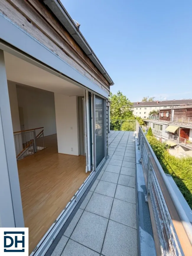 Penthouse Maisonettewohnung direkt am Franz-Hinterholzer-Kai mit traumhafter Terrasse und Tiefgarage - Bild