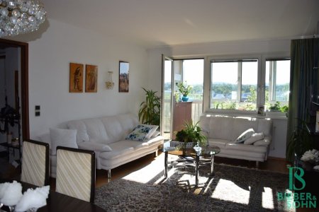 Wohnraum/Blick Loggia