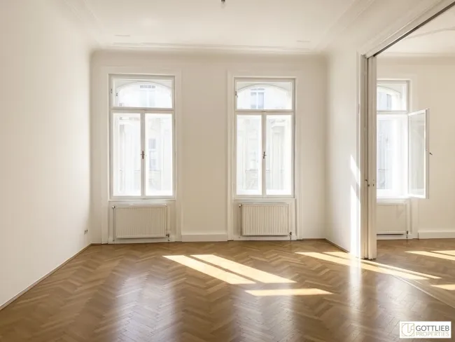 Unbefristet im Diplomatenviertel! Repräsentative 5-Zimmer-Stilaltbau-Wohnung mit zwei kleinen Balkonen beim Arenbergpark - Bild