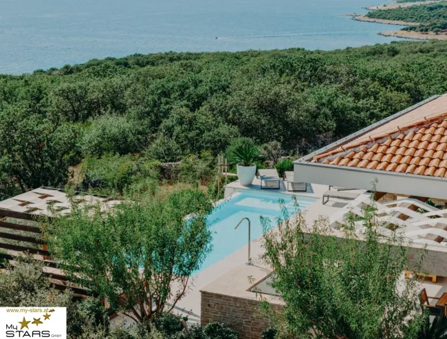 Einzigartiges Privatresort mit 6 luxuriösen Villen und ein Verwaltungs- und Servicegebäude auf der Insel Pag! - Bild