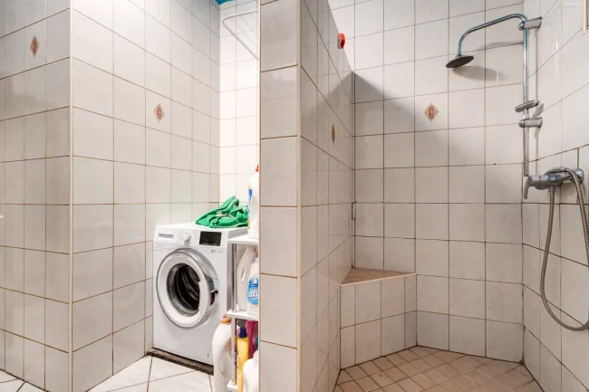 Badezimmer Einheit 1