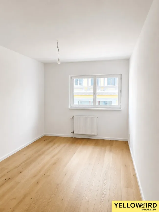 Erstbezug nach Sanierung I 2-Zimmer-Wohnung inkl. GARAGENSTELLPLATZ I freier Mietzins I Attraktiv für Anleger I Zentrale Lage im 7. Bezirk - Titelbild