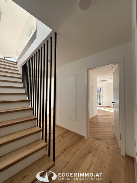 Exklusive Neubau Eigentumswohnung mit traumhaftem Weitblick auf den Zeller See | Erstbezug | Garten | nur 5 Einheiten
