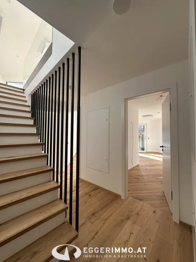 Exklusive Neubau Eigentumswohnung mit traumhaftem Weitblick auf den Zeller See | Erstbezug | Garten | nur 5 Einheiten - Bild